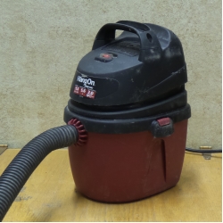 Shop Vac 1.5 Gallon 2.0 Peak HangOn Wet / Dry Vacuum